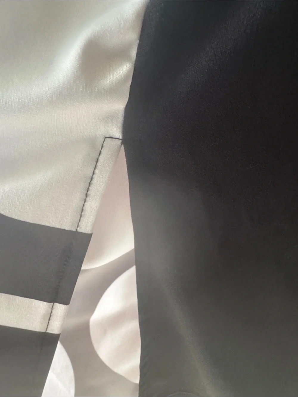 Black & White Geometric Bell Sleeve Dress size small - Picture 5 of 12